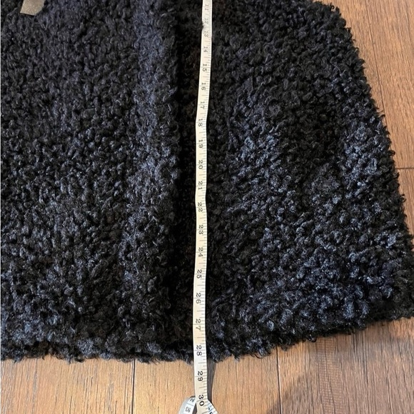 Womens INC vest - Picture 6 of 6